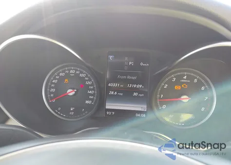 2017 Mercedes-Benz C 300 из США, поврежденный, VIN 55SWF4JBXHU222573